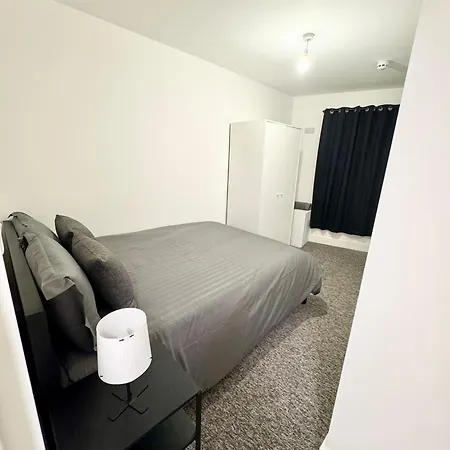 Comfy Small Double Westbury-on-trym *