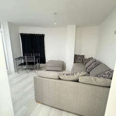 Comfy Small Double Westbury-on-trym